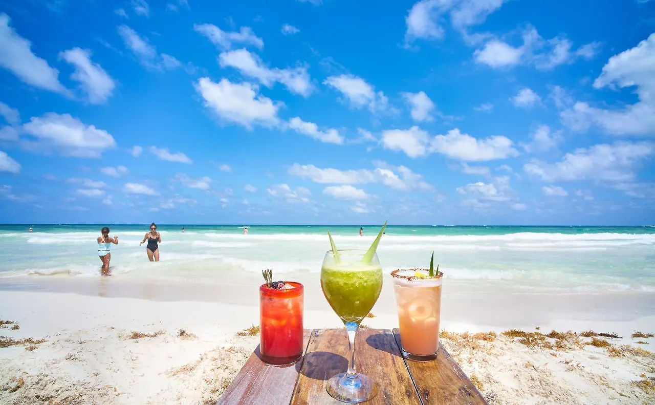 Playa Canek Beachfront Eco Hotel 4*, Tulum