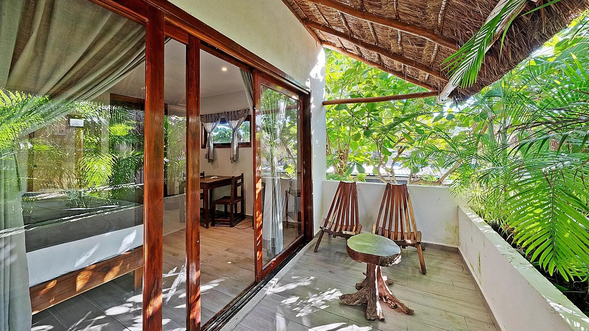 Playa Canek Beachfront Eco Hotel
